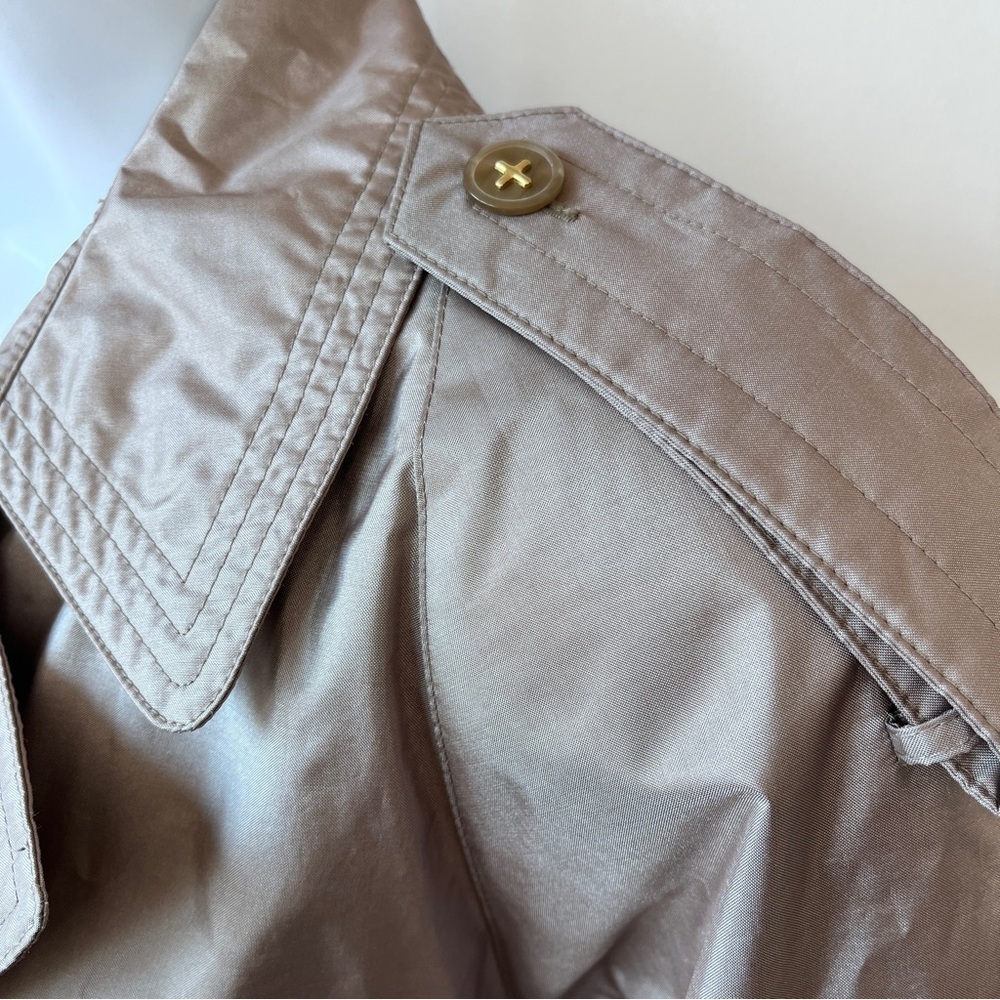 Vintage Minimalist Nylon Double Breasted Tan Trench Raincoat Size 6 - Picture 8 of 14